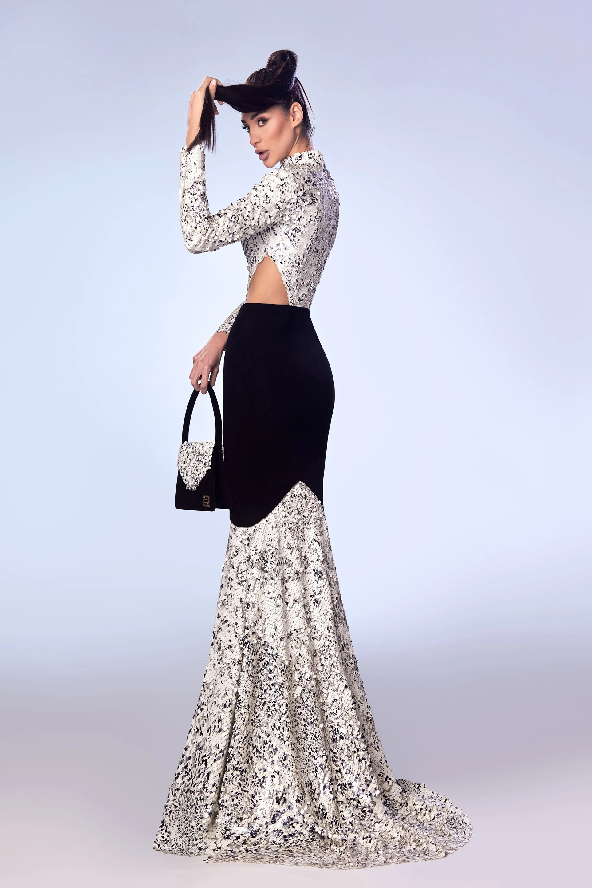 Reverie Couture FW64 - Fashion Us